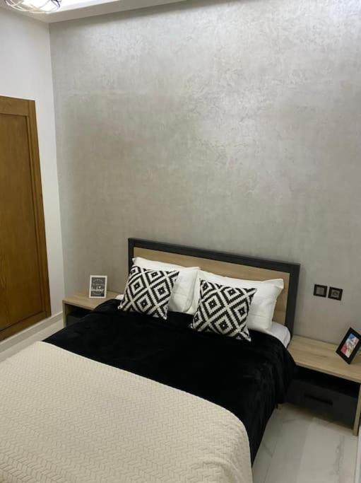 Appart Luxueux Securise Parking 10 Min Medina Fez Buitenkant foto